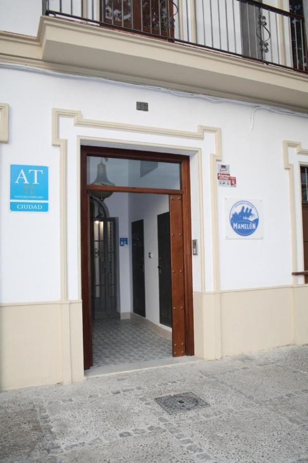 Apartamentos Turisticos Mamelon Jerez de la Frontera Eksteriør bilde