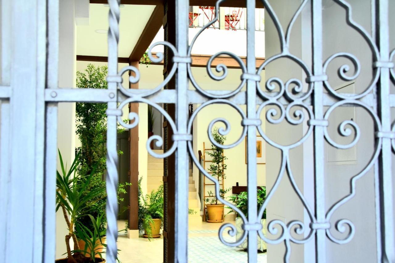 Apartamentos Turisticos Mamelon Jerez de la Frontera Eksteriør bilde