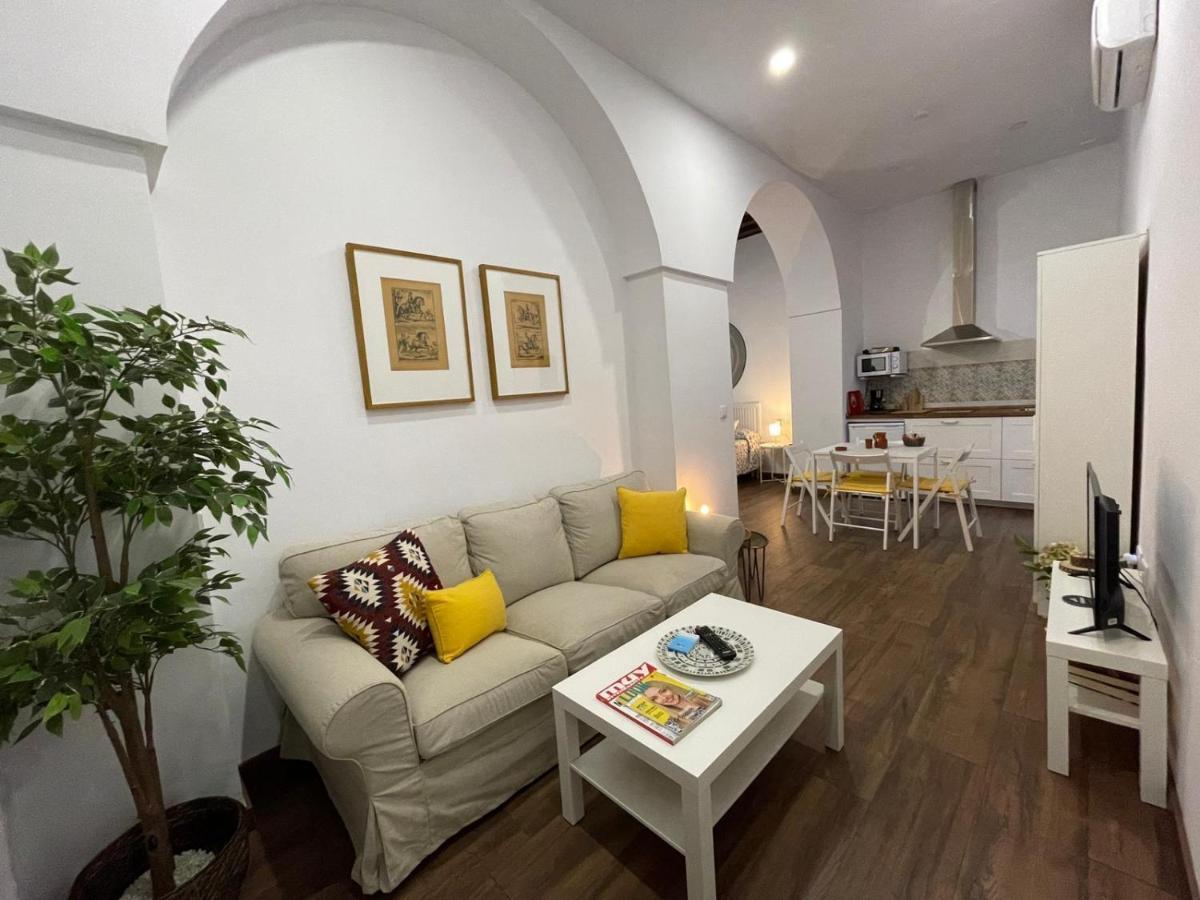 Apartamentos Turisticos Mamelon Jerez de la Frontera Eksteriør bilde