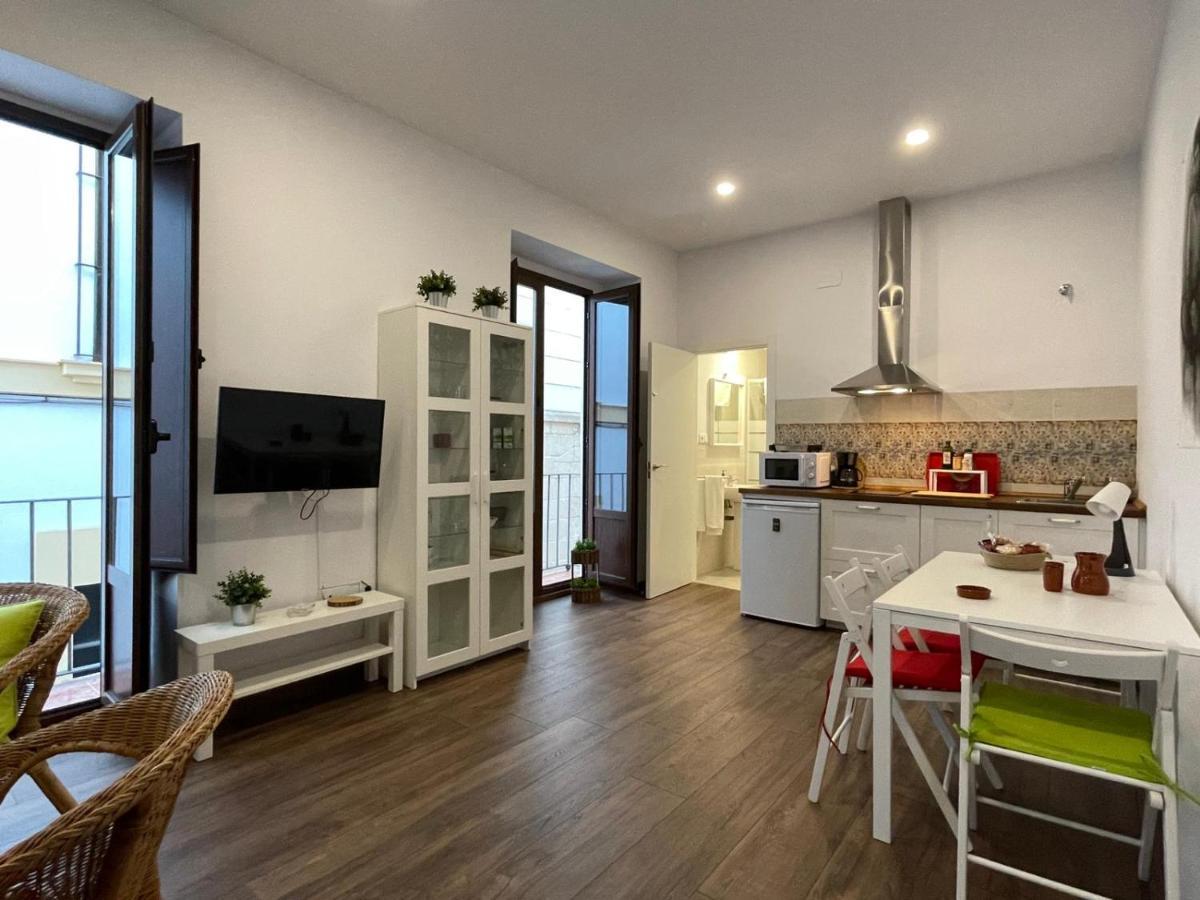 Apartamentos Turisticos Mamelon Jerez de la Frontera Eksteriør bilde